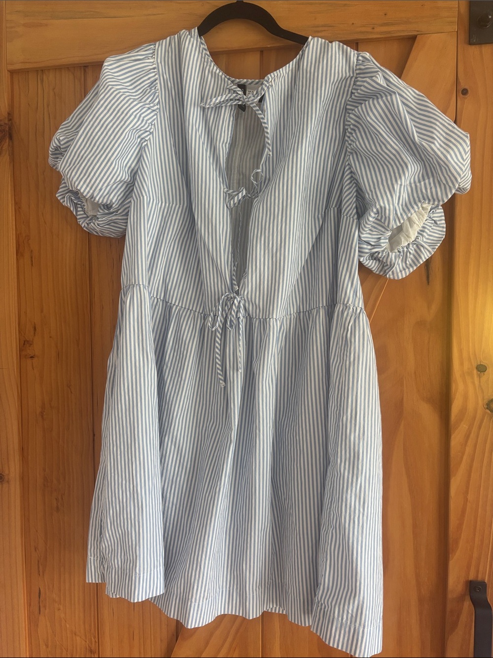 Divided H&M Light Blue & White Striped Puff-Sleeve Dress